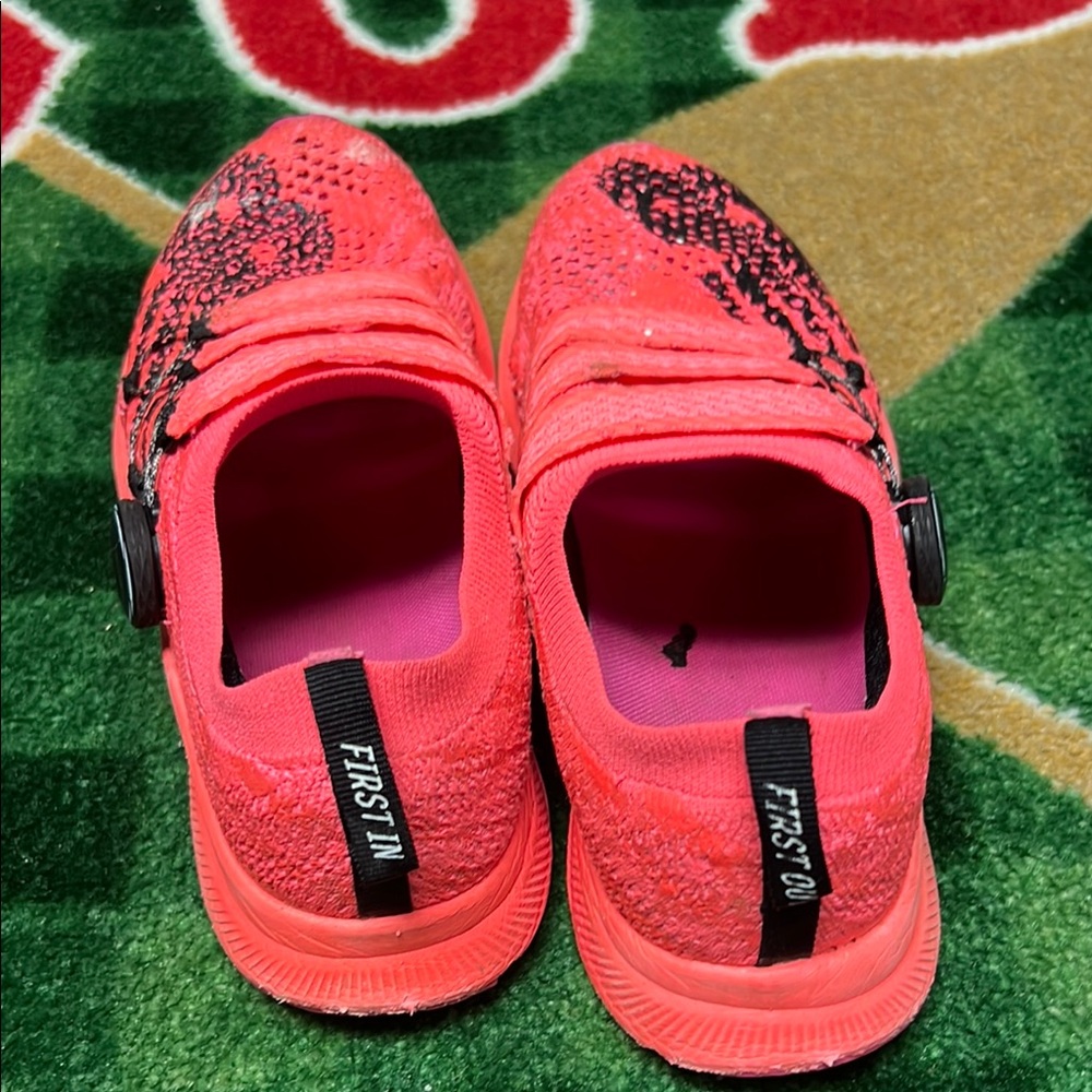 Women’s New Balance Racing Boa Size 8.5 Running Shoes slip on - Picture 3 of 4